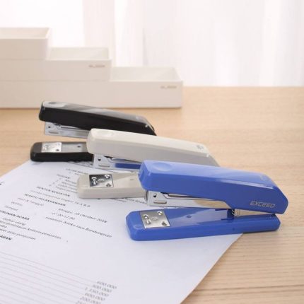 Deli E0300 Half Strip Stapler Heavy Duty Desktop Stapler for Office School and Home Use - PAPERTREE